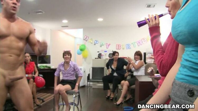 DancingBear.com - Alli May... - Happy Birthday [HD 720p]