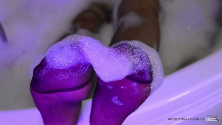 Foot fetish colored wet nylon soles and toes