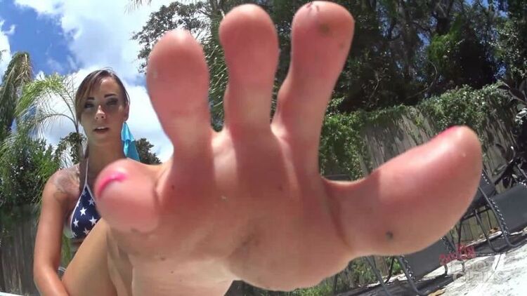 Bratty Foot Girls – Sasha’s Poolside Foot Bitch