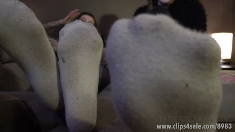 Dreamgirls In Socks - Mikaila and Ninas Sweaty Feet