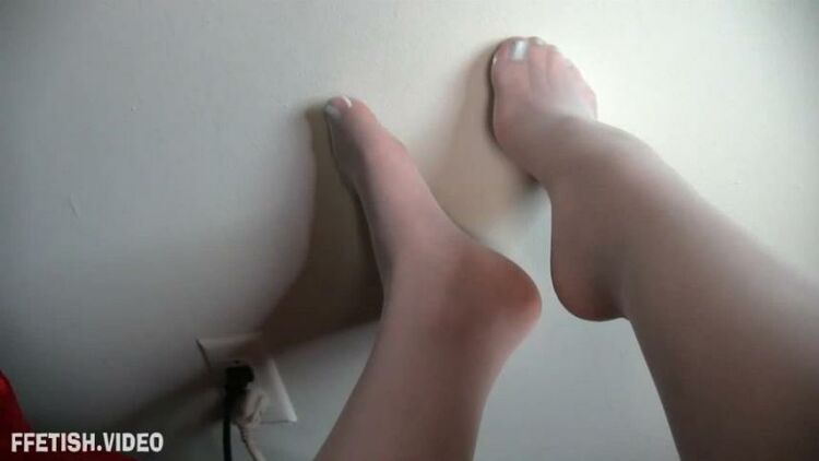 Princess Lacey - Keep Edging To My Feet