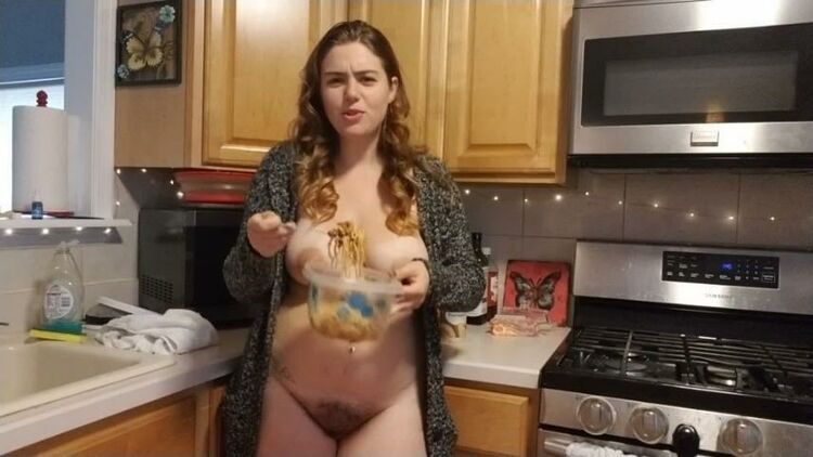 AwesomeKate / Onlyfans Awesomekate - watch me eat too much reheated spaghetti while naked in my kitchen absolutely riveting st 09-10-2020 - Kitchen