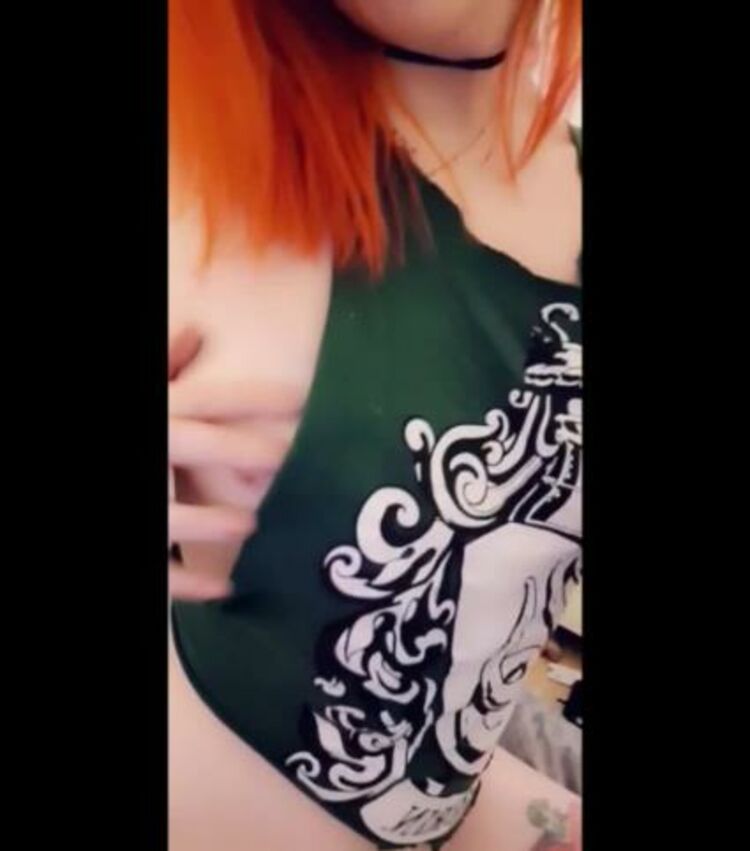 Jessi Jinxed / Onlyfans Jessijinxed - nipple piercings yay or nay 07-01-2019 - Piercing