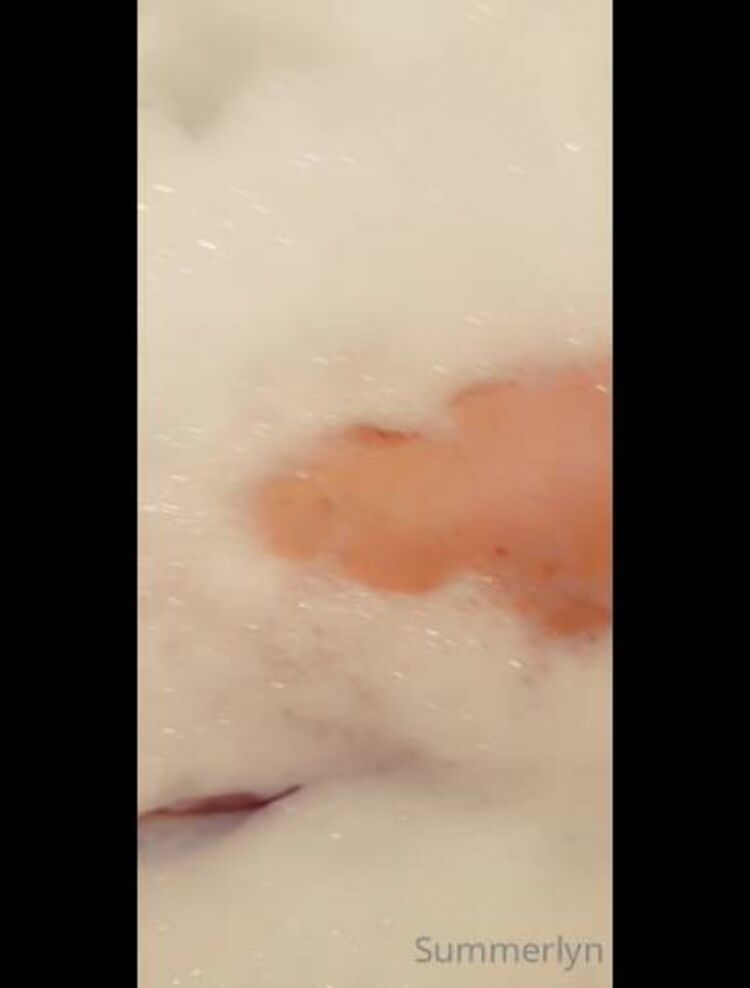 Summer Lyn / Onlyfans Summerlyn - bath time baby 12-11-2021 - African