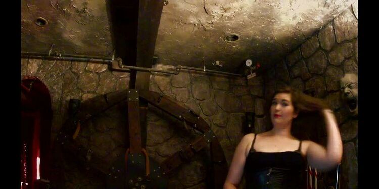 Dungeon POV Female Domination – Giantess Amazon Kali Will Make You Feel Insignificant – 6ft9 goddess