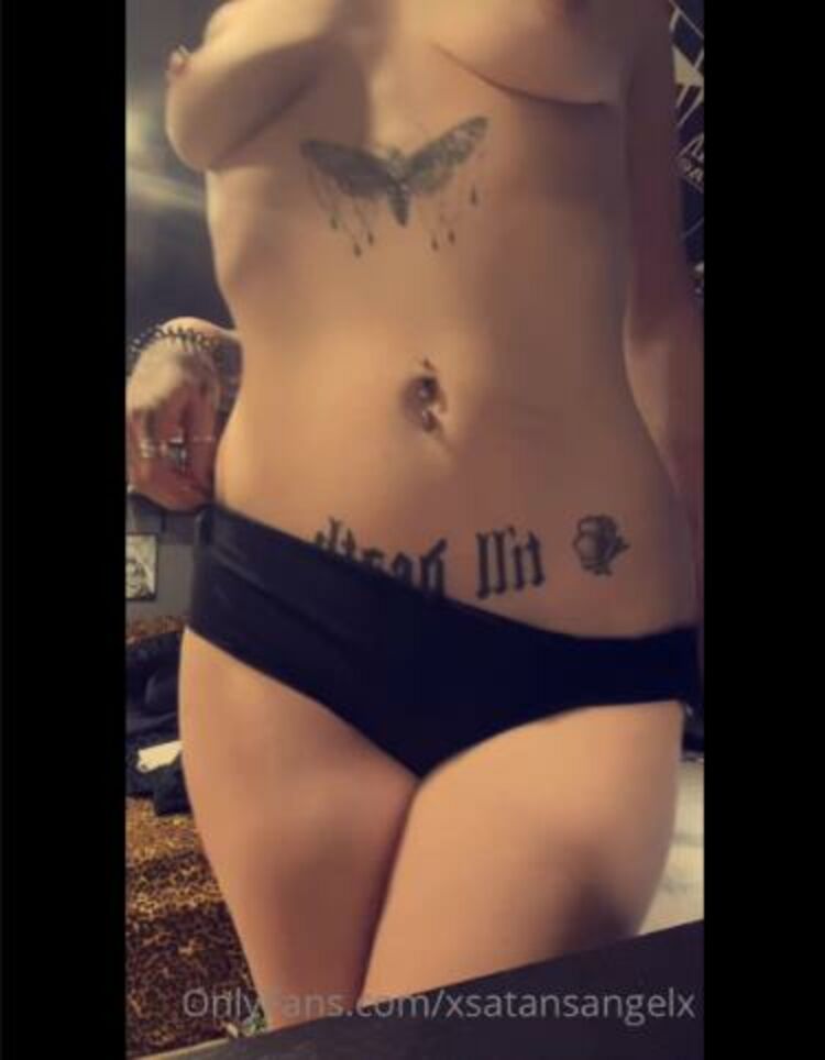 Satansangel - xsatansangelx / Onlyfans Xsatansangelx - trying to be more active ive had a lot of shit going on thanks for still being here 11-10-2021 - Angel