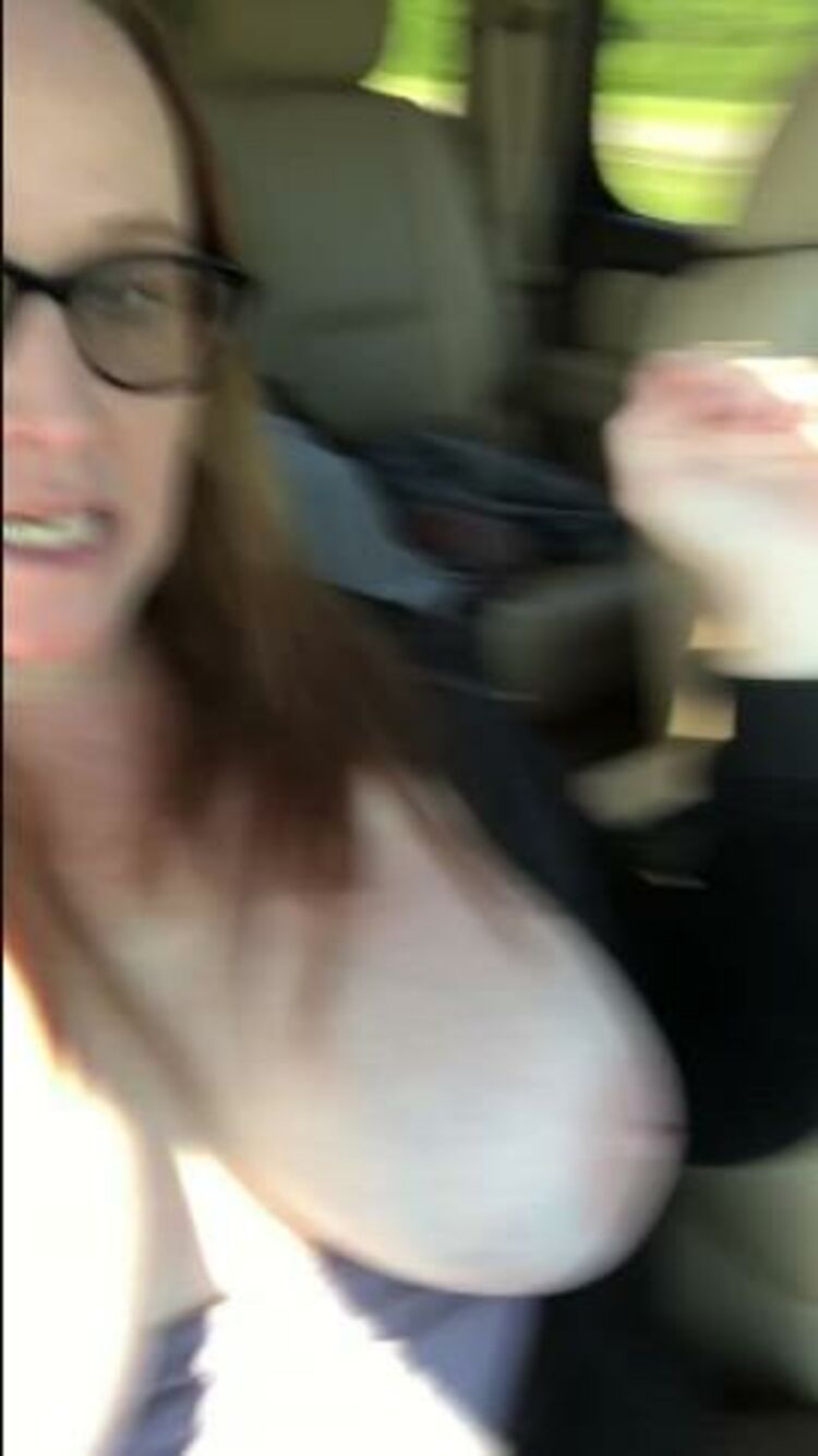 Dee Siren - mrssiren / Onlyfans Mrssiren - heading to la to gamble with mrsiren happy tittytuesday 10-04-2018 - Fetish