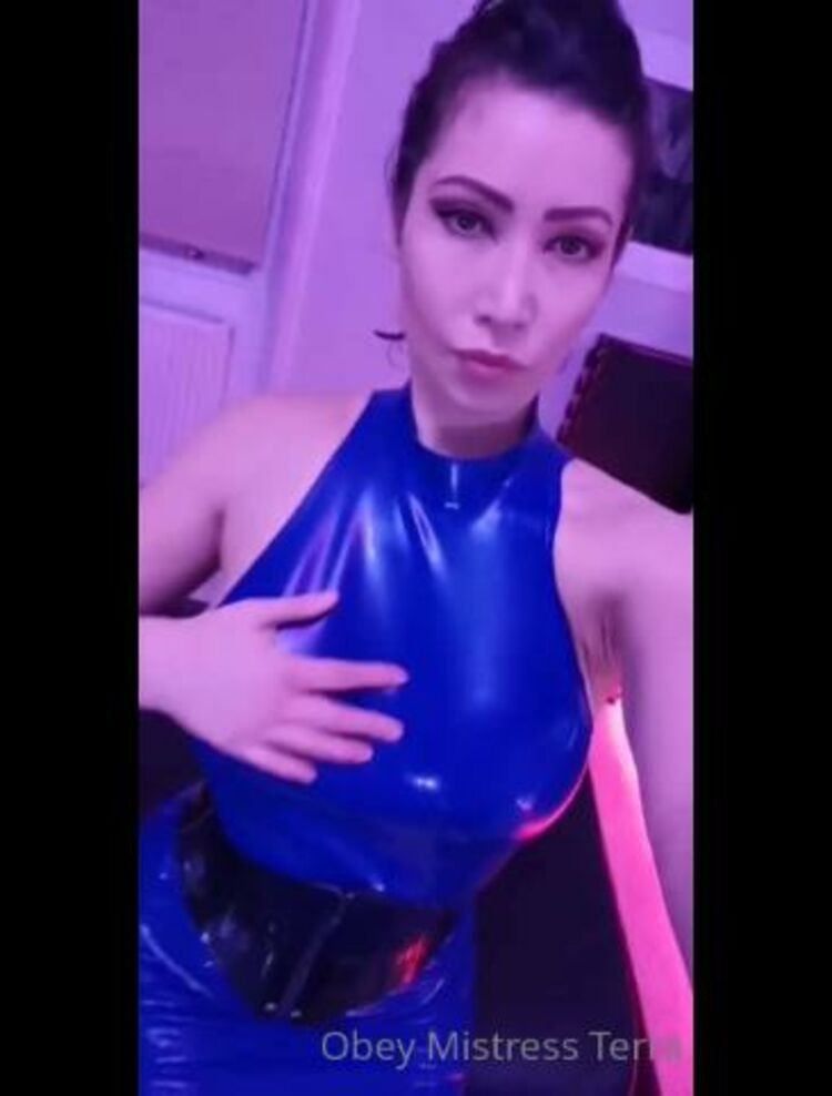 Mistress Terra - obeymistressterra / Onlyfans Obeymistressterra - hiiii just chilling out in my playroom trying on some latex and listening to some techno 04-02-2021 - Mistress