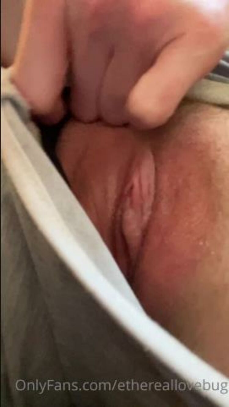 Ethereal Lovebug / Onlyfans Ethereallovebug - wet ass pussy 10-06-2021 - Ass