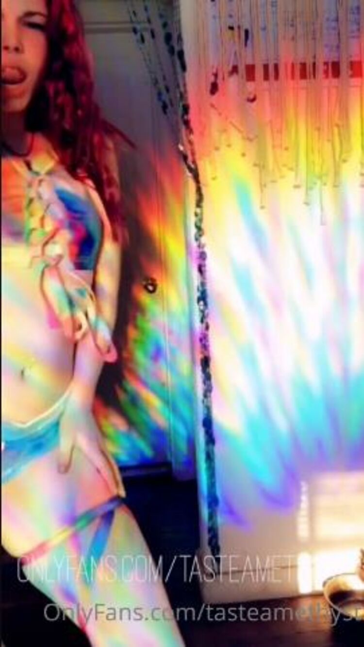 Smut Queen - tasteamethyst - amethystandeva / Onlyfans Amethystandeva - dancing in the rainbows 07-05-2020 - Dancing