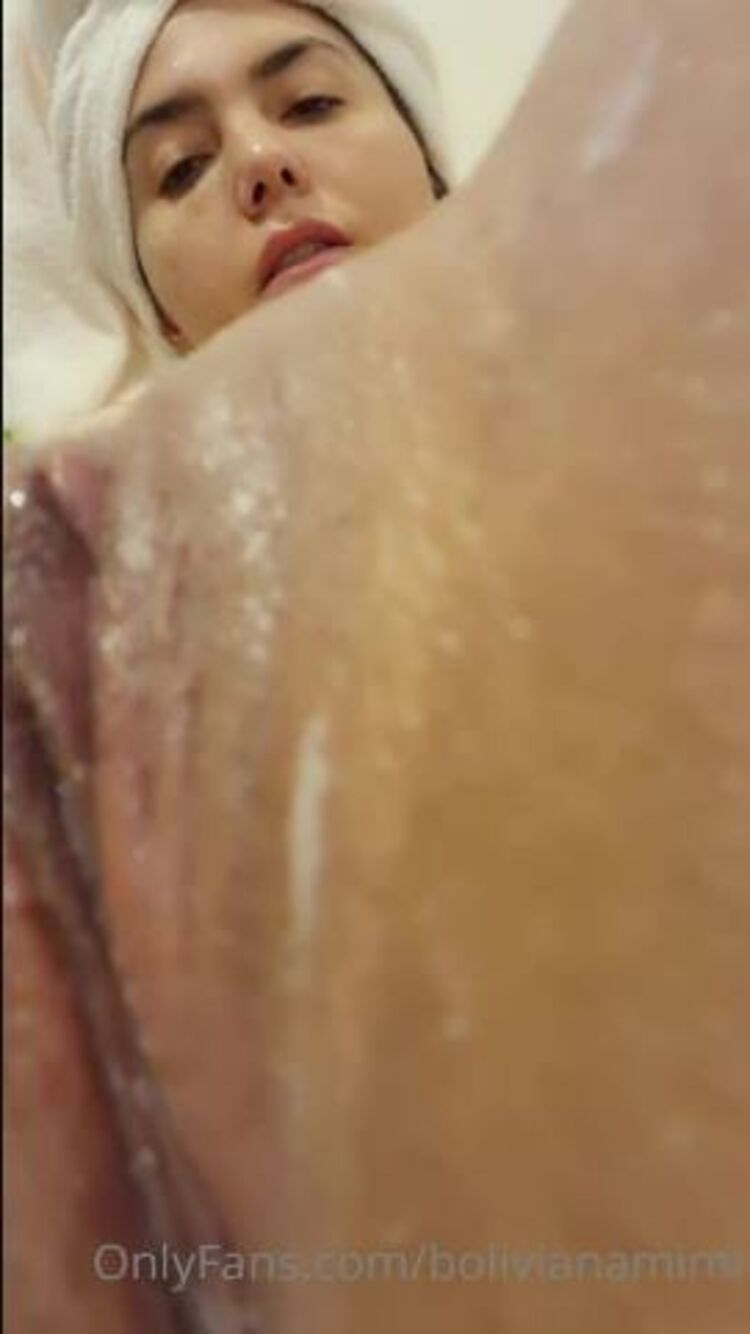 Mimi Boliviana - bolivianamimi / Onlyfans Bolivianamimi - shaving my pussy getting horny and squirting afeitando mi conchita me puse a 24-05-2021 - Fetish