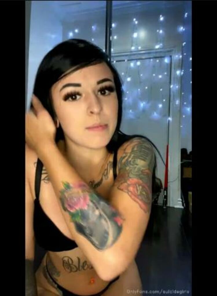 SuicideGirls / Onlyfans Suicidegirls - stream started at am hello my name is skies mondays arent all bad 21-07-2020 - Girl