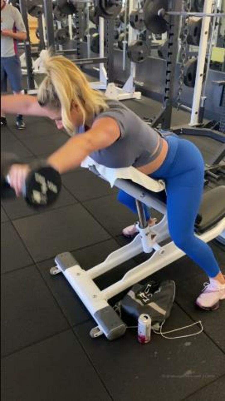 Swedish Bella - miss swedish bella / Onlyfans Missswedishbella - who loves a booty in yoga pants would you talk to me at the gym 08-03-2020 - Fetish