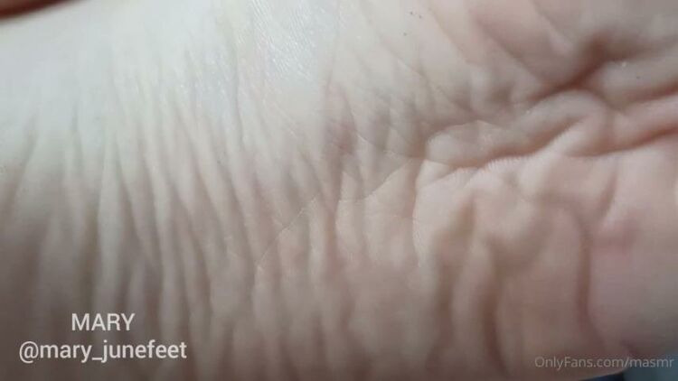 Masmr - Junefeet / Onlyfans Masmr - short video with wrinkles closeup for good morning 01-07-2020 - Fetish