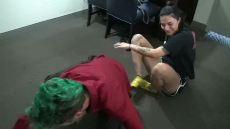 RealityGirlsScissors – Jenny JuiJitsu – Introducing Jenny JiuJitsu – Scissorhold, Female Domination