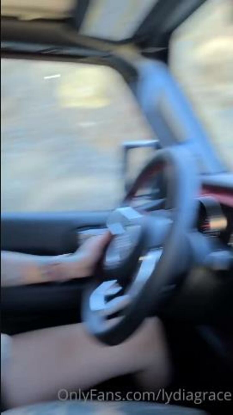 Lydia Grace / Onlyfans Lydiagrace little topless driving today 11-01-2021 - Topless