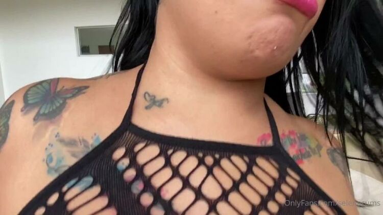 Selenacums - Nasty Selena / Onlyfans Selenacums bouncy and tasty 16-06-2020 - Cum