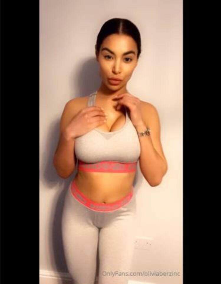 Olivia Berzinc / Onlyfans OliviaberzincA day full of sexy vids in my work out gear You like - 07-04-2020 - OnlyFans