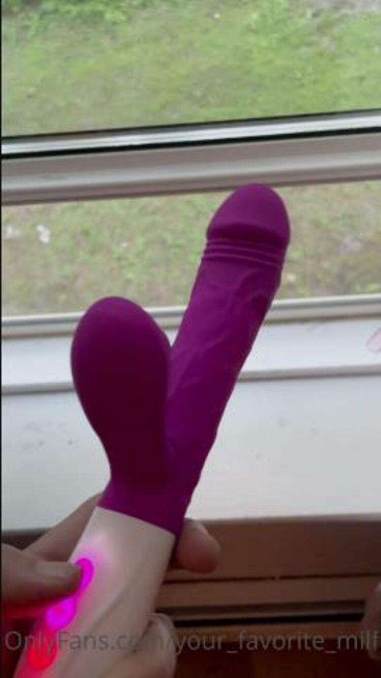 Your Favorite MILF / Onlyfans Yourfavoritemilf - look what i added to my toy collection today anyone out there looking forward to a vi 24-06-2021 - Toys