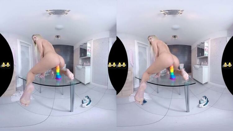 [VirtualPeecom] Claudia Mac – Taste The Rainbow (2019-04-09) (Oculus  3K)