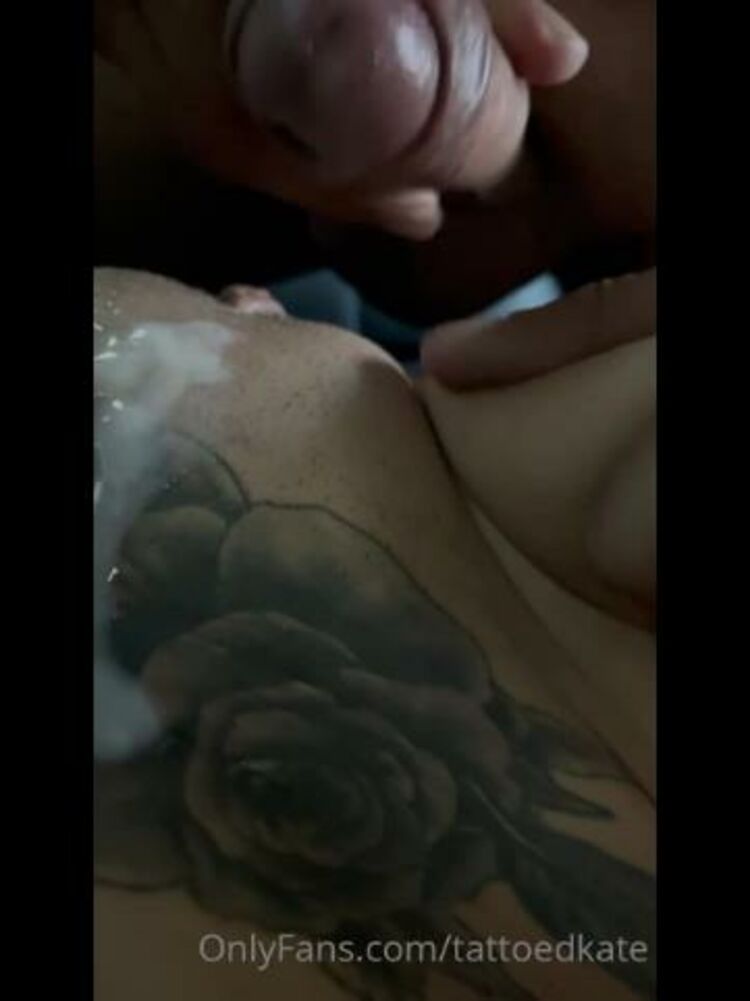 Tattoedkate / Onlyfans - tot lasa pe mine 06-10-2021 - Fetish