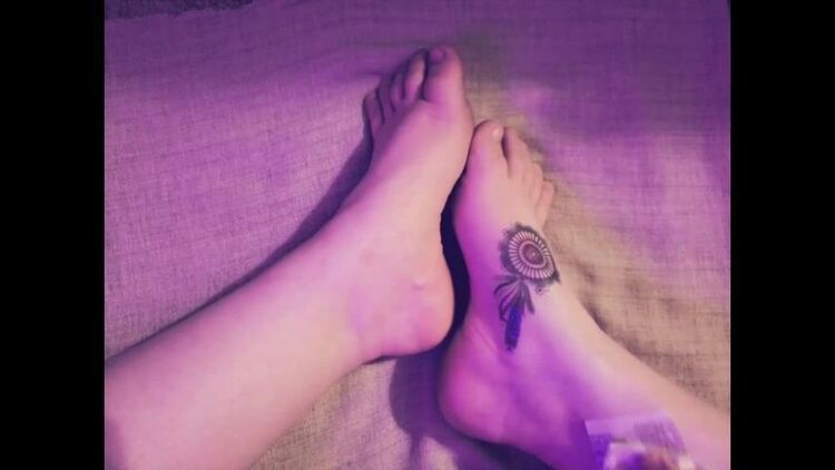 Dreamcatcher temporary foot tattoo(porn)