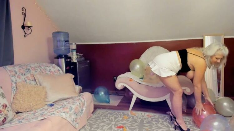 Paintedrose / Manyvids Popping One Off: Balloon Party Game JOI - Manyvids