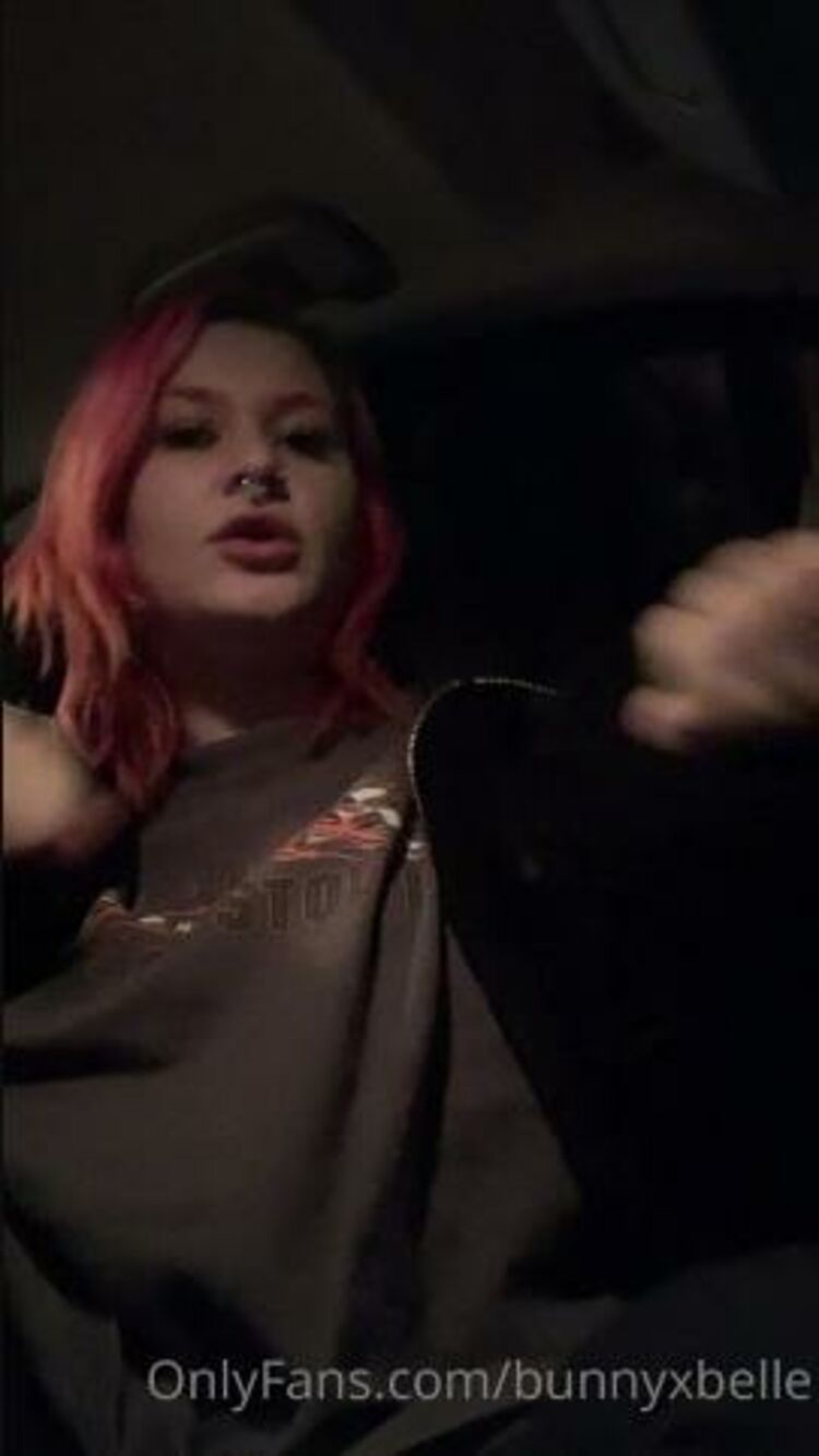 Bunny - bunnyxbelle / Onlyfans Bunnyxbelle - what do you mean you dont flash your friends in the car 13-11-2020 - Car