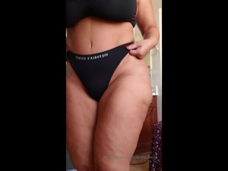 Beautifulsubby - subrina lucia / Onlyfans Subrinalucia - showing off my curves before i shower 07-09-2019 - Beautiful