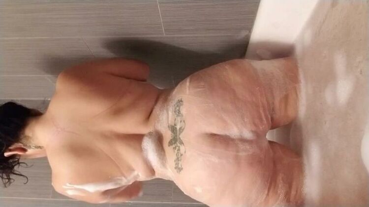 Beautifulsubby - subrina lucia / Onlyfans Subrinalucia - meditation bath time thank you to my libra friend great advice today 05-10-2018 - Friend