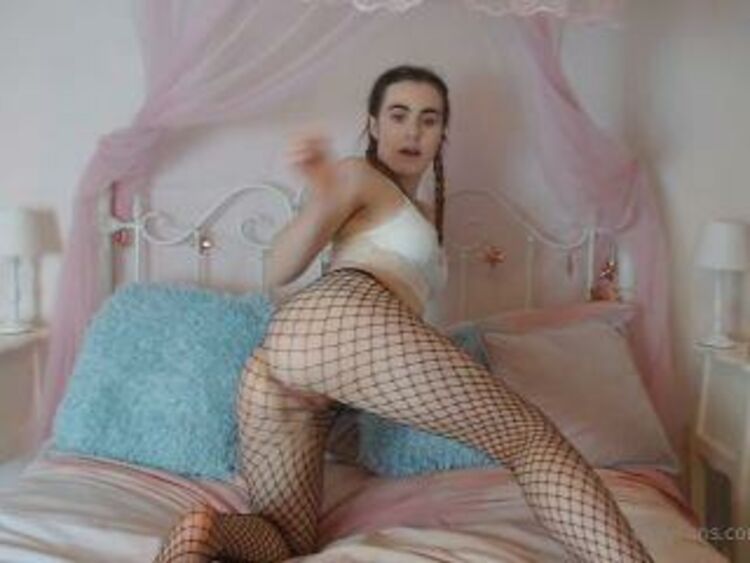 lolaraexxx 23-10-2020-1129195107-Loser fishnet tights