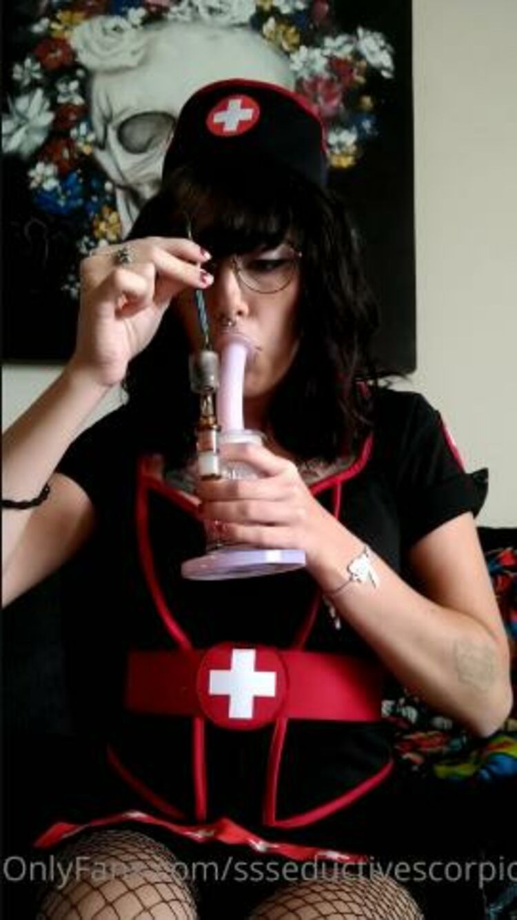 Dani - ssseductivescorpio / Onlyfans Ssseductivescorpio - happy stoner saturday nurse dani loves medical cannabis 23-10-2021 - Love