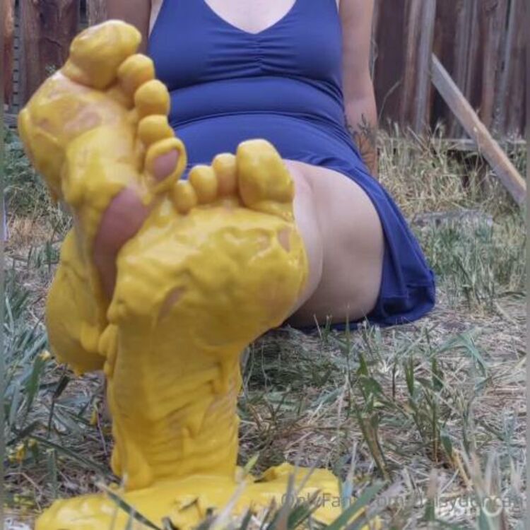 Daisy Duncan / Onlyfans Daisyduncan - as requested mustard on my feet something new everyday 01-07-2020 - Fetish