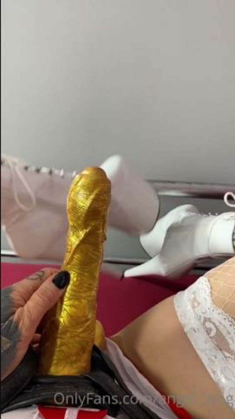 Angel long / Onlyfans Angellong - casually waiting for some ass to fuck about to do a custom vid for someone 05-11-2021 - Ass