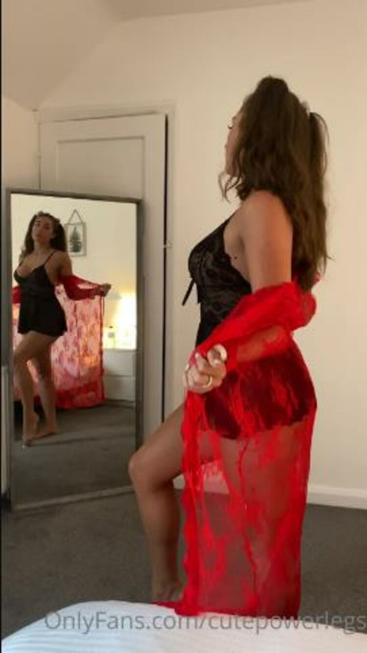 Alison T - cutepowerlegs / Onlyfans Cutepowerlegs - good morning sexy go and check your inbox for your pre work surprise im sure yo 09-07-2021 - Sexy