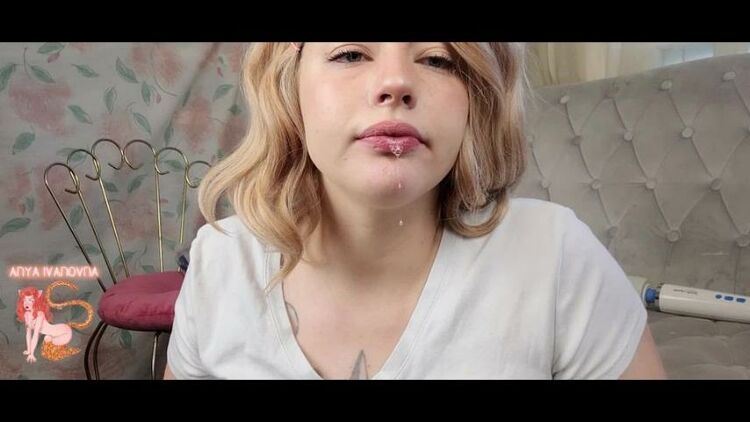 Anya Ivanovna / Manyvids Tickling My Tonsils - Manyvids