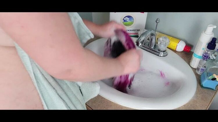 Anya Ivanovna / Manyvids Wig Washing Fetish - Fetish