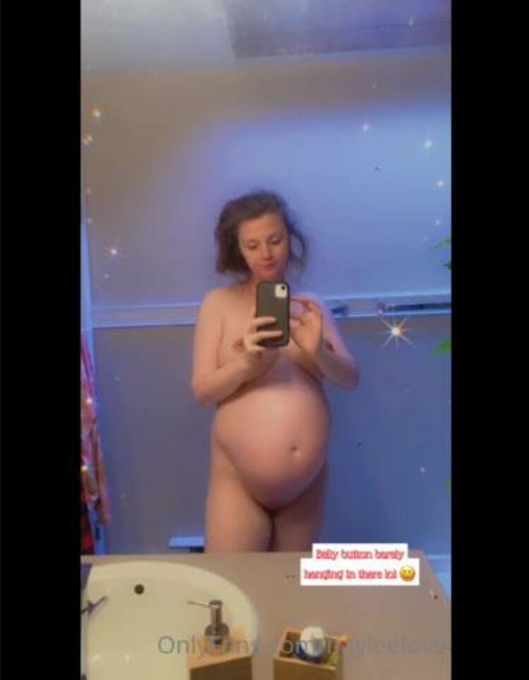 HayleeLove / Onlyfans Hayleelove - belly button what belly button lol 20-12-2021 - Fetish