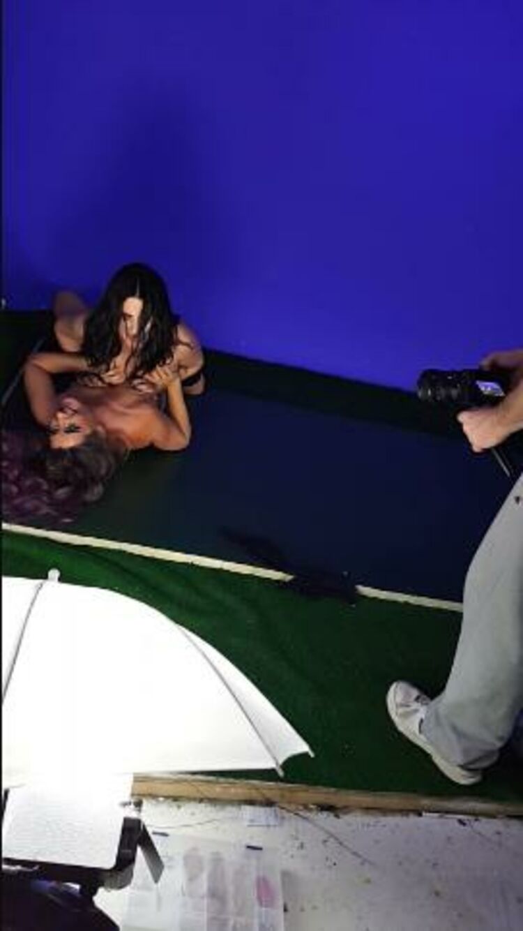 Savannah Fox - savannahfoxxx / Onlyfans Savannahfoxxx - bts from my sexy catfight shoot tillymcreese 11-01-2020 - Sexy