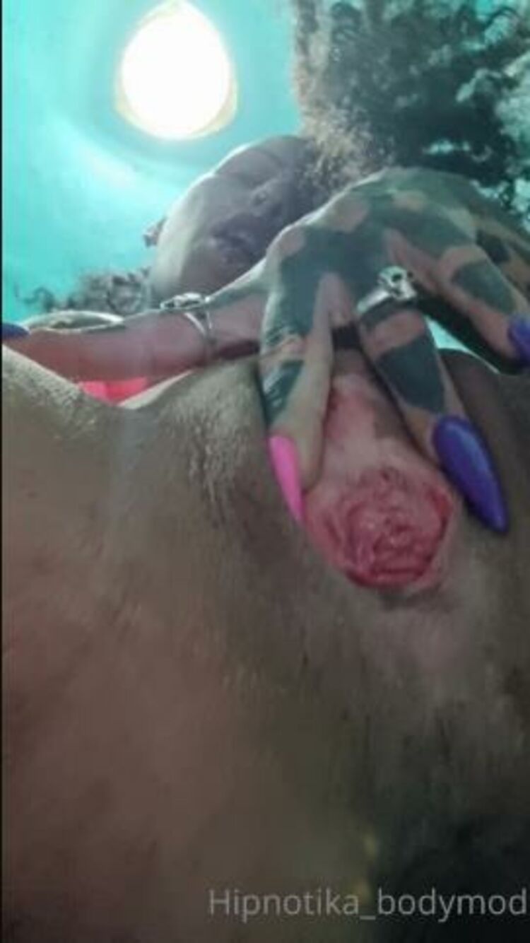 Hipnotika bodymod / Onlyfans Hipnotikabodymod - want full video dm me quieres el completo md 15-02-2022 - Fetish