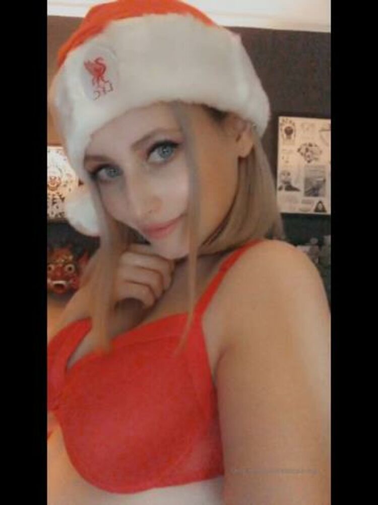 JessicaLou - jessicalousg / Onlyfans Jessicalousg - naughty santa is back 20-12-2019 - Fetish