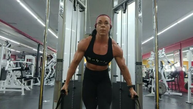 MuscleGeisha / Onlyfans Musclegeisha - been so busy feeling like crap i realized ive been shooting no training this was a great 09-09-2020 - Muscle