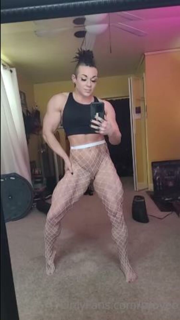 MuscleGeisha / Onlyfans Musclegeisha - raw salmon bowl deciding on outfits i wont wear this but it is fun and cute 13-02-2021 - Fetish