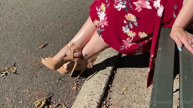 TATIANA - tatianasnaughtytoes / Onlyfans Tatianasnaughtytoes - new white pedicure nude heels out in the park with my work high heels and 19-10-2020 - High Heels