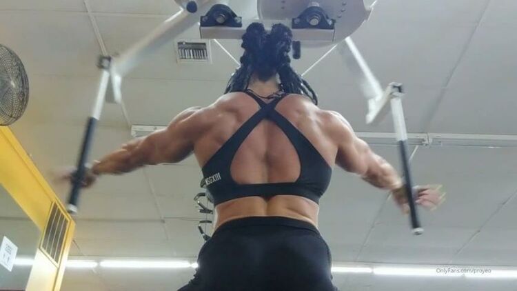 MuscleGeisha / Onlyfans Musclegeisha - rear delts are queen d 14-08-2020 - Legs