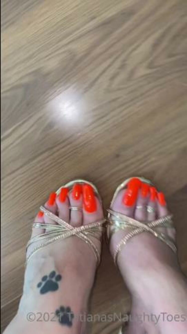 TATIANA - tatianasnaughtytoes / Onlyfans Tatianasnaughtytoes - new july to be continue with sexy shoes and neon orange toenails 28-07-2021 - Sexy