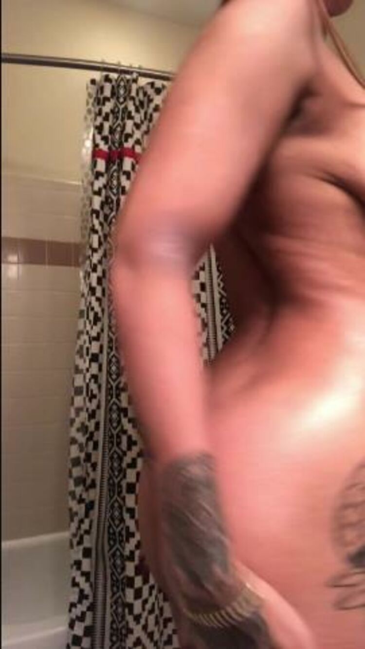 Advoree / Onlyfans - oiled snippet want full clip dm me 20-10-2018 - OnlyFans