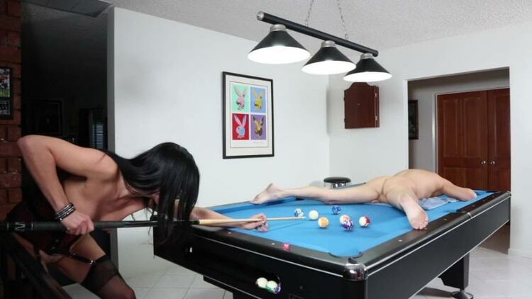 Vancouver Kinky Dominatrix: Miss Jasmine - Pool Lessons With Bob