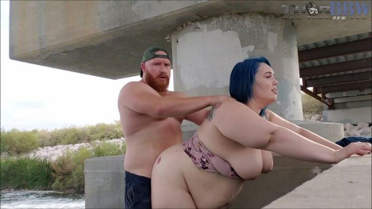 Thor-BBW – under the bridge alexxxis