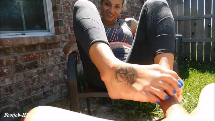 After Gym Footjob – Goddess Alicea Rose